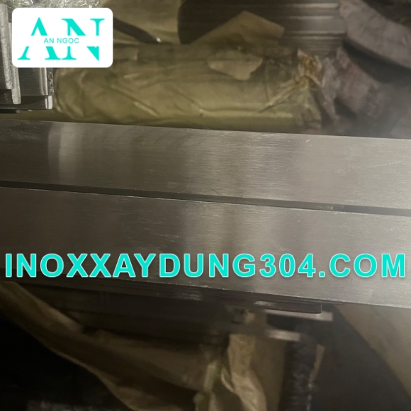 Thanh La Inox 304 Đầy Đủ Kích Thước